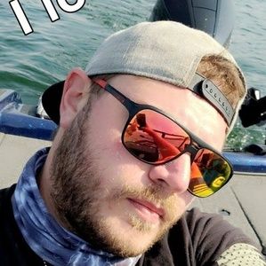 Meet your Posher, Aaron